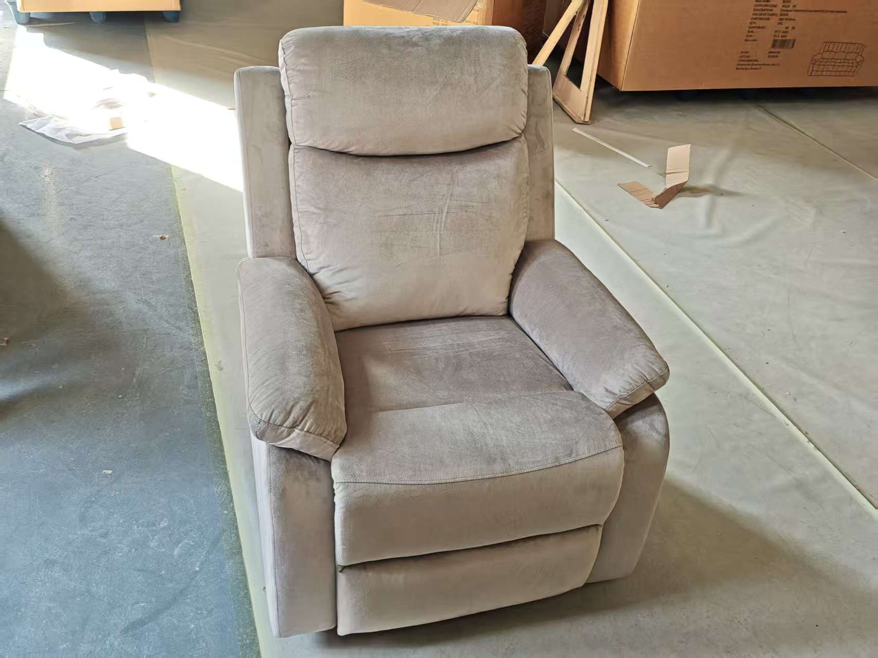 Poltrona Reclinável Bege